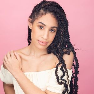 Meet your Posher, Celia